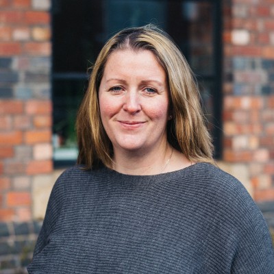 Vicky Harris Headshot